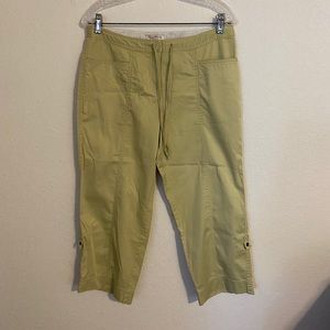 Tommy Bahama Capri pants